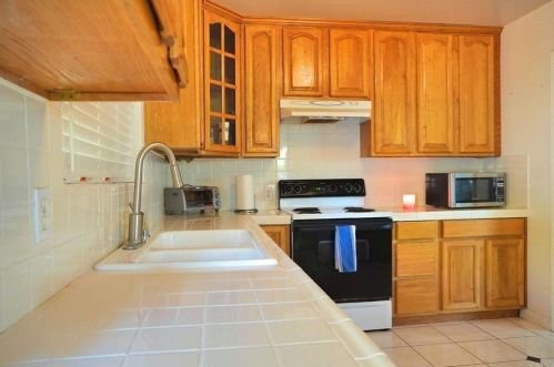 4715 Normandie Pl, La Mesa, CA 91942-8542