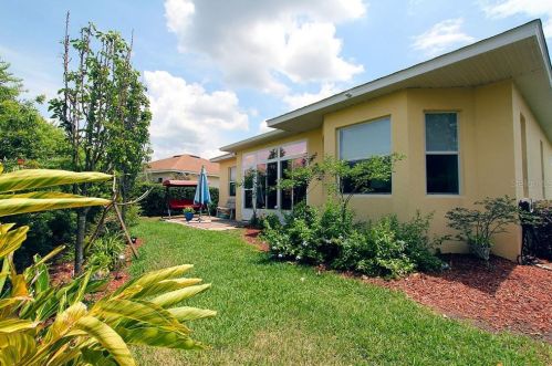 10208 Dory Dr, Oxford FL  34484-3741 exterior