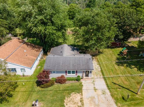 4015 Sycamore Ln, London, OH 43140-8792