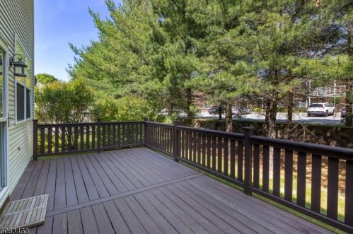 8 Rolling Rapids Ct, Hackettstown NJ  07840-1737 exterior