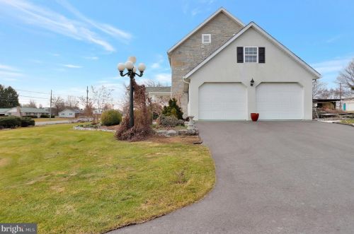 6383 Molly Pitcher Hwy, Lees Cross Roads PA  17257-9373 exterior