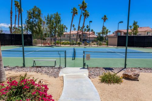 78351 Scarlet Ct, La Quinta CA  92253-3848 exterior