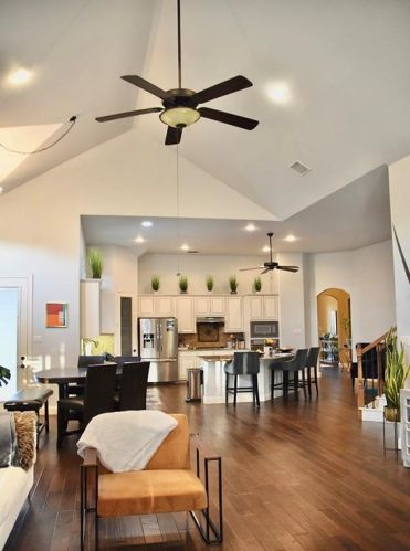 405 Meandering Crk Dr, Argyle TX  76226-2288 exterior