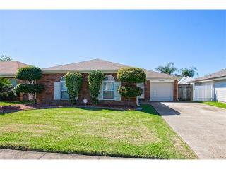 5028 Oak Bayou Ave, Marrero, LA 70072-4964
