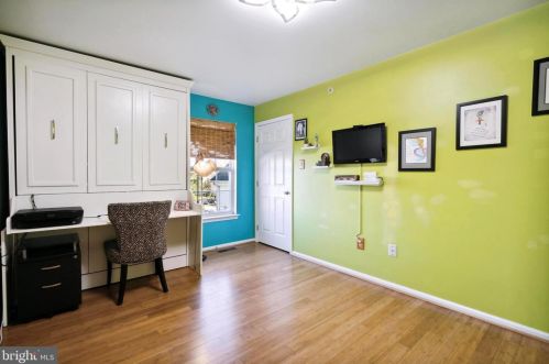 1503 Lakeside Dr, Palmyra NJ  08065-2131 exterior