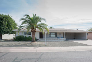 6123 Des Moines St, Mesa, AZ 85205-6723