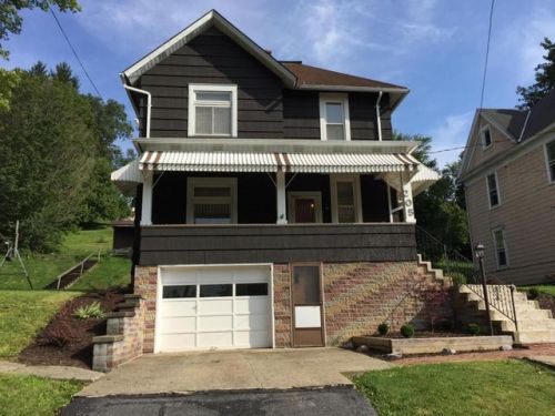205 5th St, Reynoldsville, PA 15851-1305