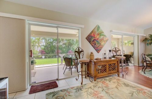 2530 38th St, Cape Coral, FL 33914-4807