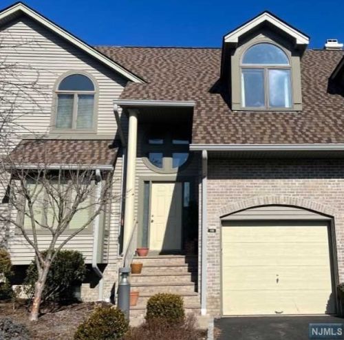 118 Aspen Ct, Norwood, NJ 07648-2005