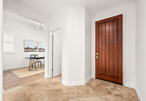 1079 Gamay Dr, Folsom, CA 95762-7714