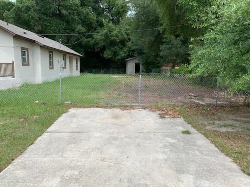 1123 Hawthorne Ave, Apopka FL  32703-6399 exterior