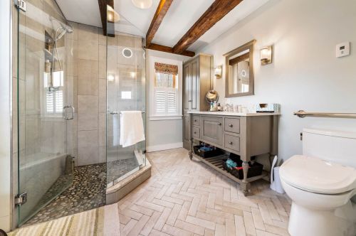 261 Muchado Hl Rd, Alton NH  03809-5137 exterior