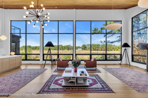 49 Cherokee Ln, Bricktown NJ  08724-4405 exterior