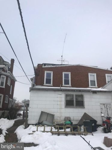 1326 Main St, Norristown, PA 19401-4335