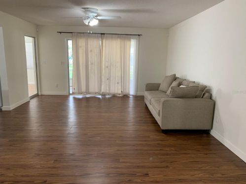 201 Robin Ave, Sebring FL  33870-8536 exterior