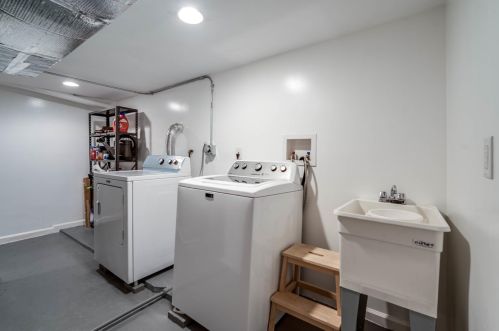 122 49th St, Bayonne NJ  07002-3135 exterior