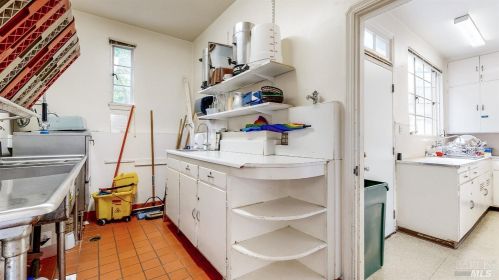 855 7 St, Santa Rosa CA  95401-6106 exterior