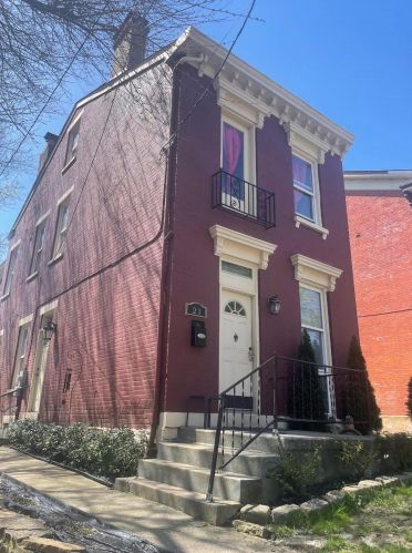 21 Martin St, Covington, KY 41011-3319