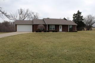 340 Grand Canyon Dr, Glendale, KY 42701-4752