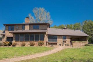 449 Mcarthur Ln, Birchwood, TN 37308-6911