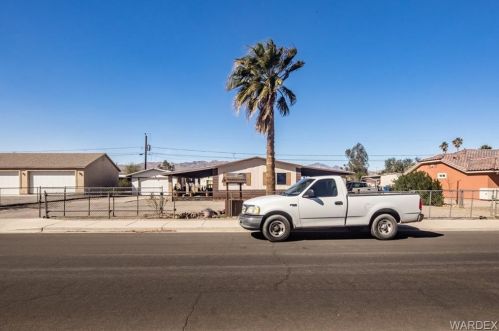 1961 Riviera Blvd, Bullhead City, AZ 86442-5128