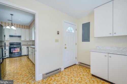 616 Seminary St, Charles Town WV  25414-1447 exterior