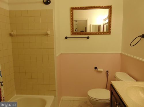 14833 Winding Loop, Woodbridge VA  exterior