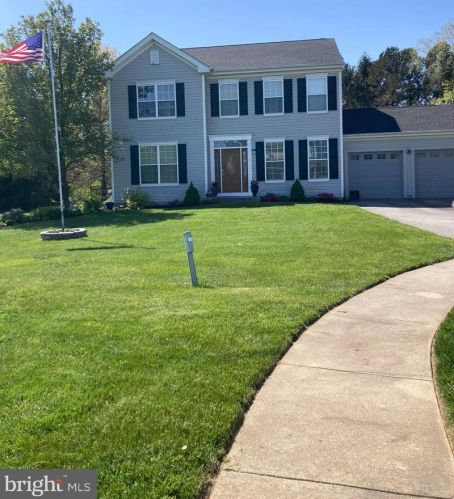 30 Catherine Ct, Bear, DE 19701-2298
