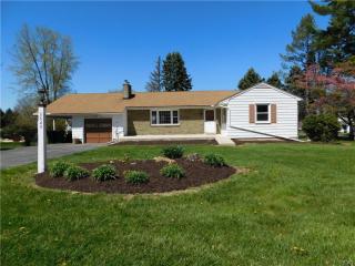 2645 Northwood Ave, Easton PA  18045-2121 exterior