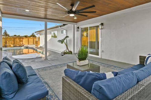 4570 Mount La Platta Pl, San Diego CA  92117-3045 exterior