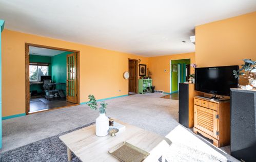 4986 Small Rd, Waukesha WI  53151-7408 exterior