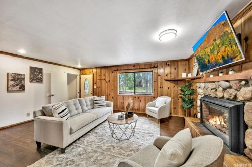 1178 Glenwood Way, South Lake Tahoe, CA 96150-8421