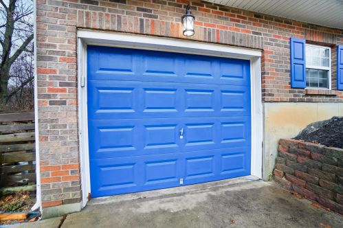 421 Ripple Creek Dr, Covington KY  41018-2684 exterior