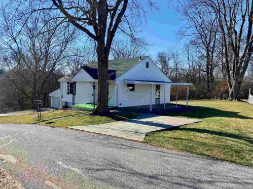 2440 Hale Ave, Newport, KY 41076-1327