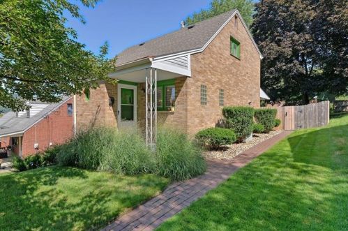 543 Edgewood Ave, Oakmont, PA 15139-1414
