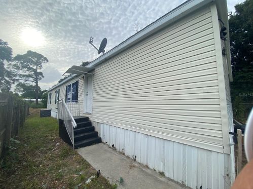 9940 5th Ave, Orlando, FL 32824-8425