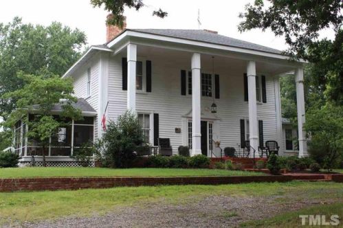 2101 Boone Trail Rd, Sanford, NC 27330-8640
