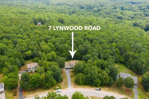 7 Lynwood Rd, Raymond, NH 03077-1876