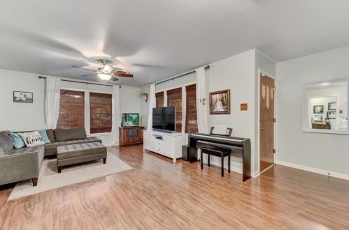 111 Plum St, Stairtown, TX 78648-3405