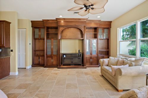 4120 Artesa Dr, Boynton Beach FL  33436-2628 exterior