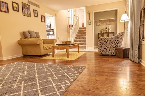 10641 Manor Dr, Dyer IN  46373-9119 exterior