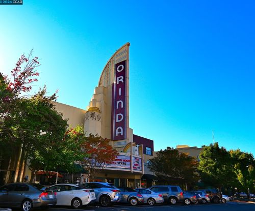 122 El Toyonal, Orinda CA  94563-2133 exterior