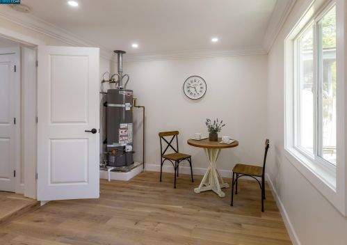 54 Reed St, San Jose CA  95110-2846 exterior