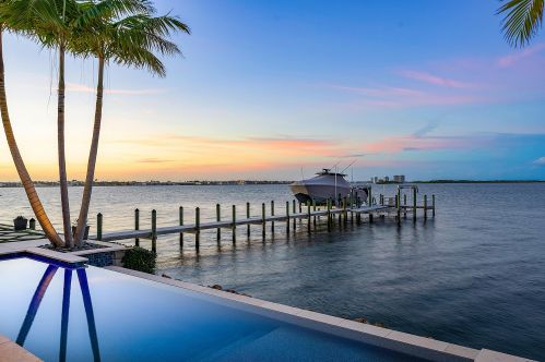 1030 Pine Point Rd, West Palm Beach, FL 33404-2773