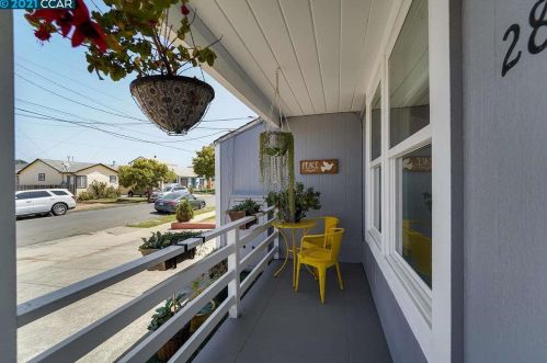 2854 Mcbryde Ave, Richmond CA  94804-1247 exterior