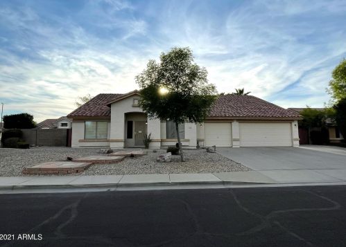 1814 Southwind Ct, Gilbert, AZ 85295-4833