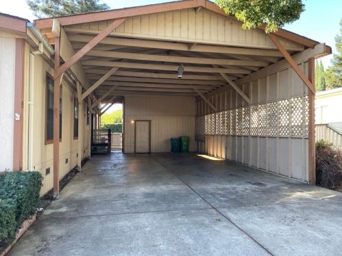 8 Robin Ct, Lodi, CA 95242-9561