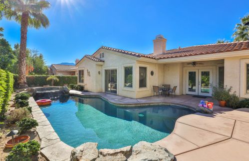 44700 Calle Placido, La Quinta CA  92253-5943 exterior