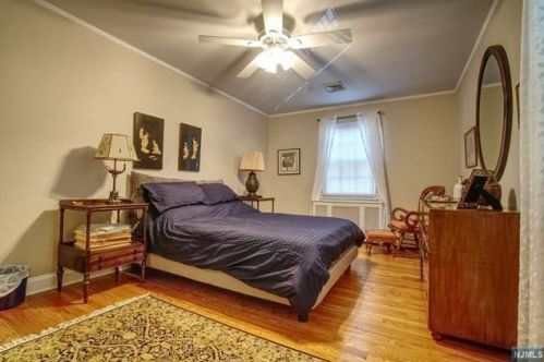 1140 Kensington Rd, Teaneck NJ  07666-2758 exterior