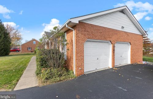 504 Jasper Ct, Woodstock VA  22664-1459 exterior